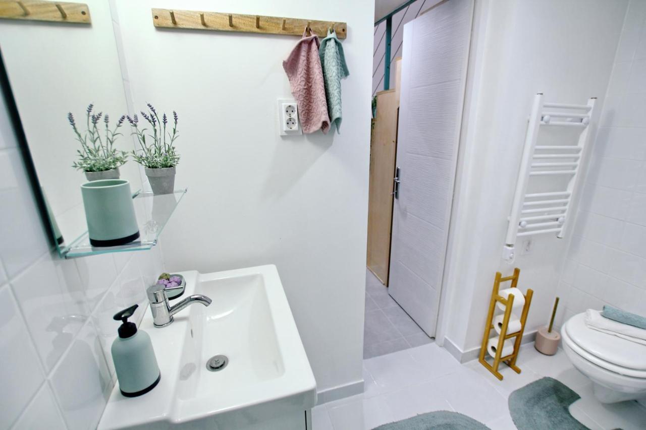 Lovely&Modern Downtown Apartment With Free Parking 布达佩斯 外观 照片